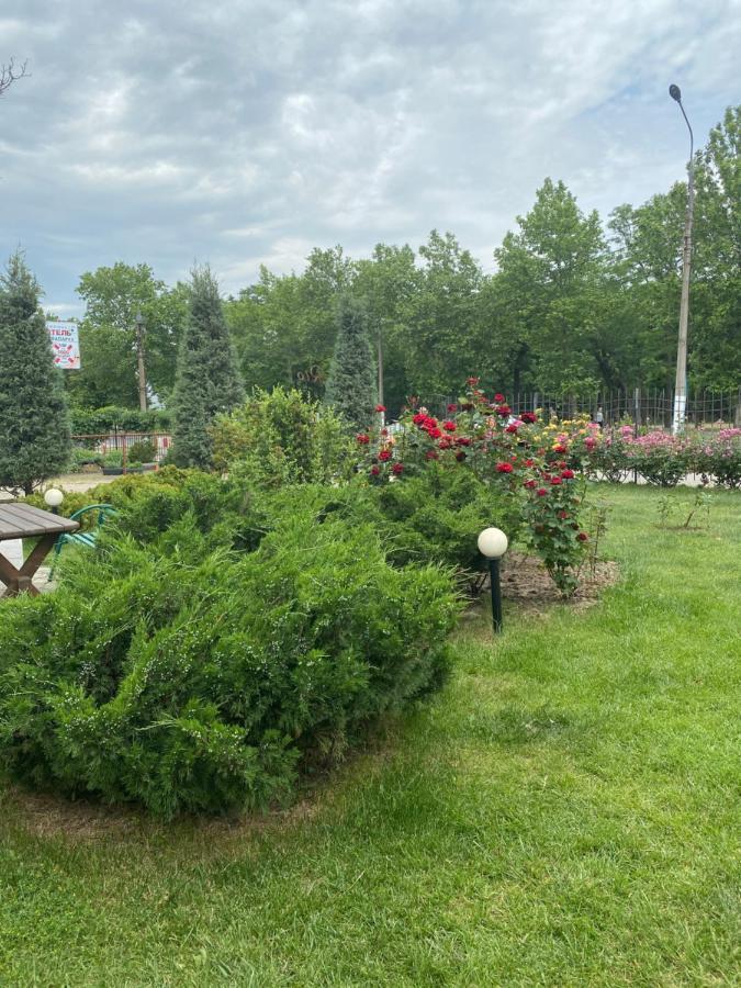 Отель Рио Melitopoľ Exteriér fotografie